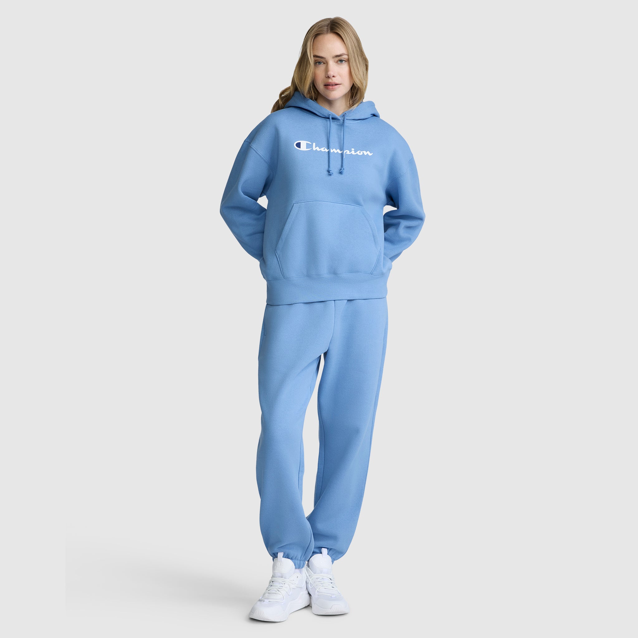Champion Women's Powerblend Relaxed Hoodie. Script Logo - Image 6